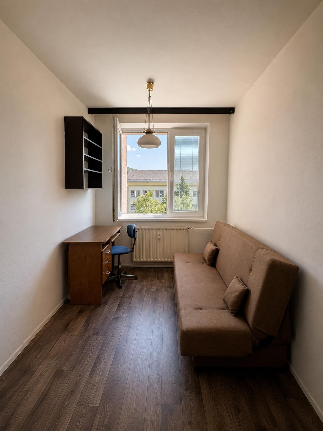 3-izbový byt s balkónom na Mierovej ulici v Humennom - fotografia 7