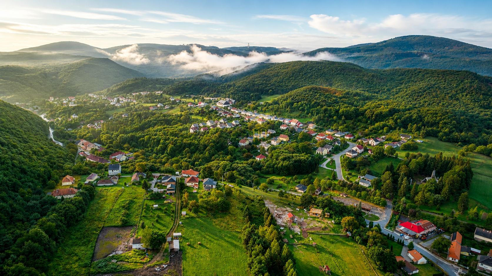 Rodinný dom pri lese – Holloháza - prvá obec za hranicou SR (od Košíc) - fotografia 18