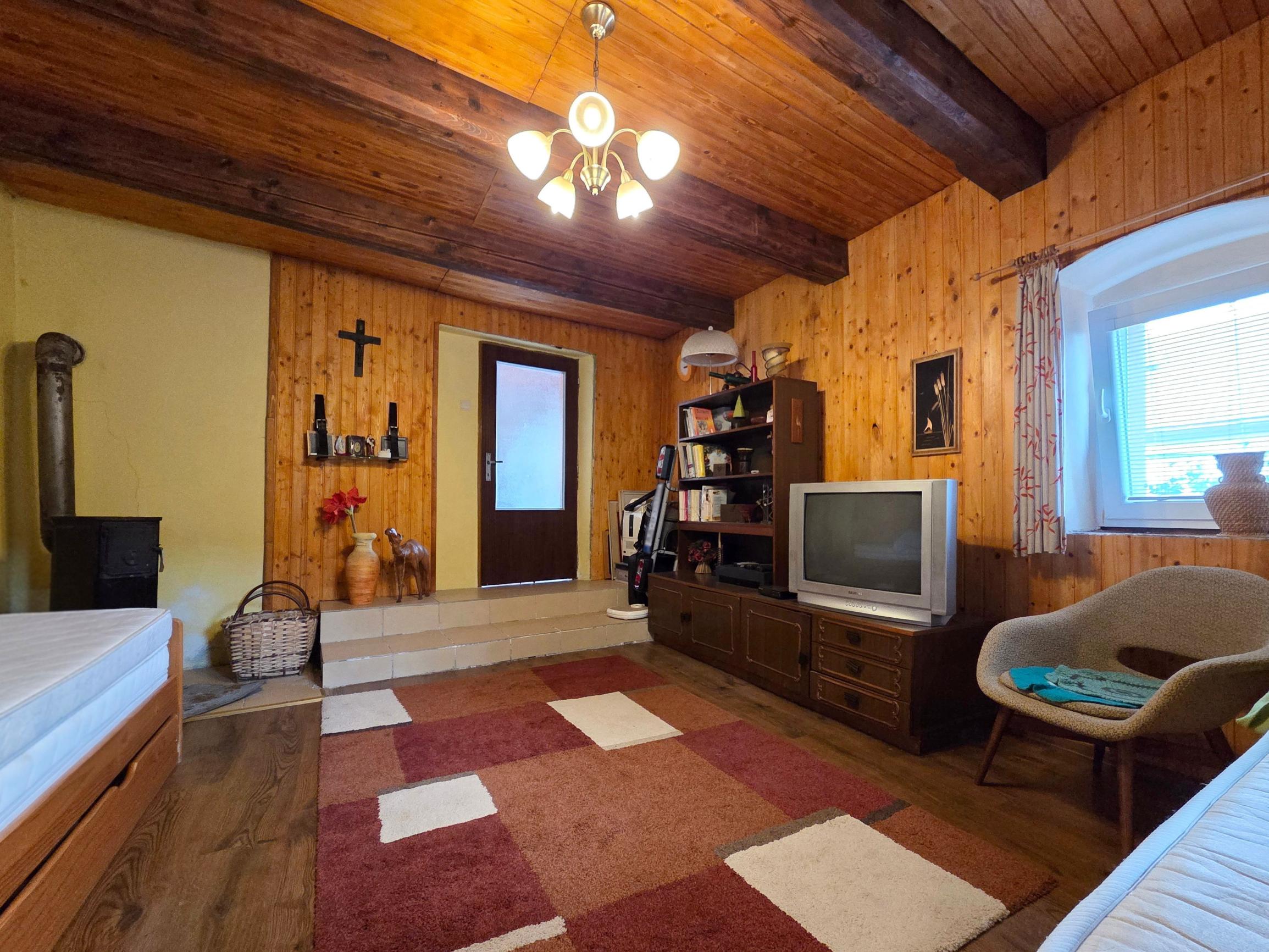 Chalupa - rodinný dom, obec Helcmanovce, okres Gelnica - fotografia 16