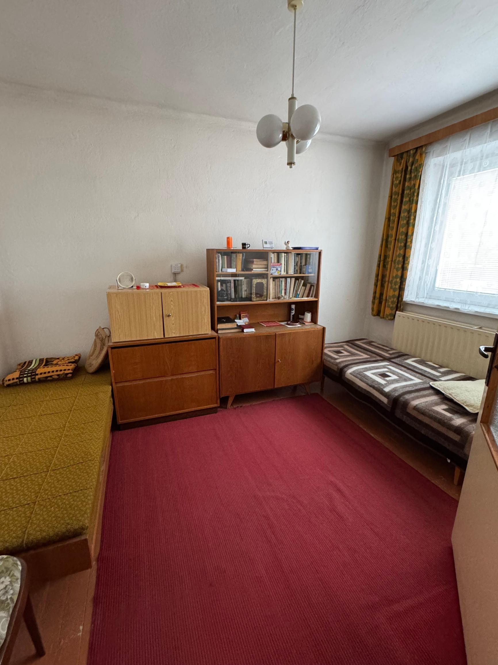 Na predaj 5-izbový rodinný dom v obci Veľká Ida - fotografia 16