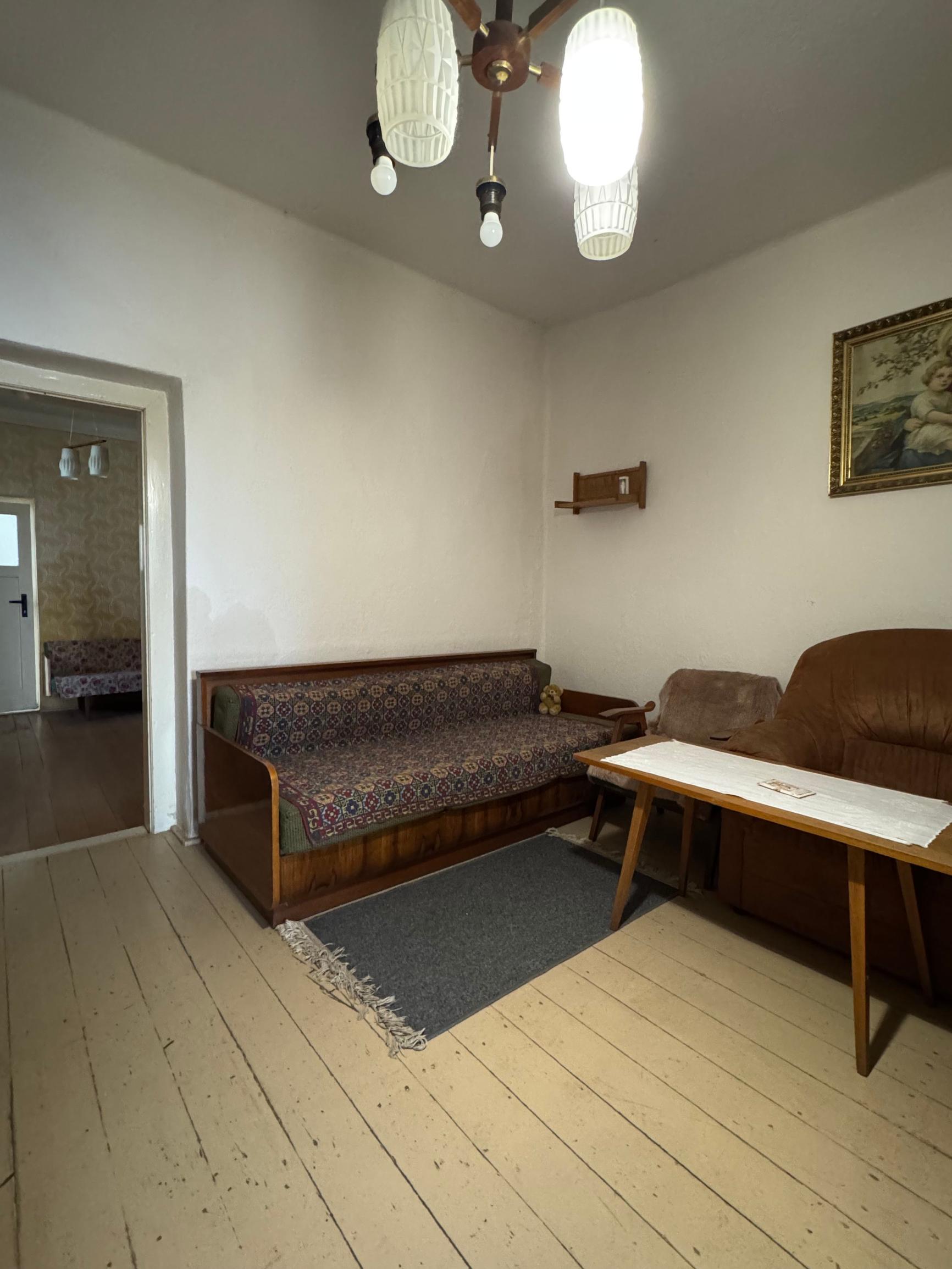 Na predaj 5-izbový rodinný dom v obci Veľká Ida - fotografia 16