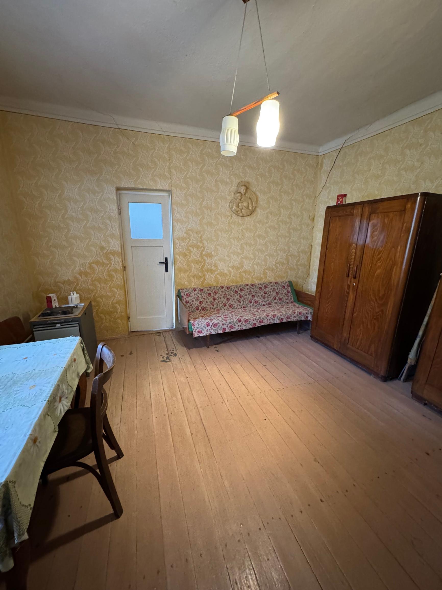 Na predaj 5-izbový rodinný dom v obci Veľká Ida - fotografia 16