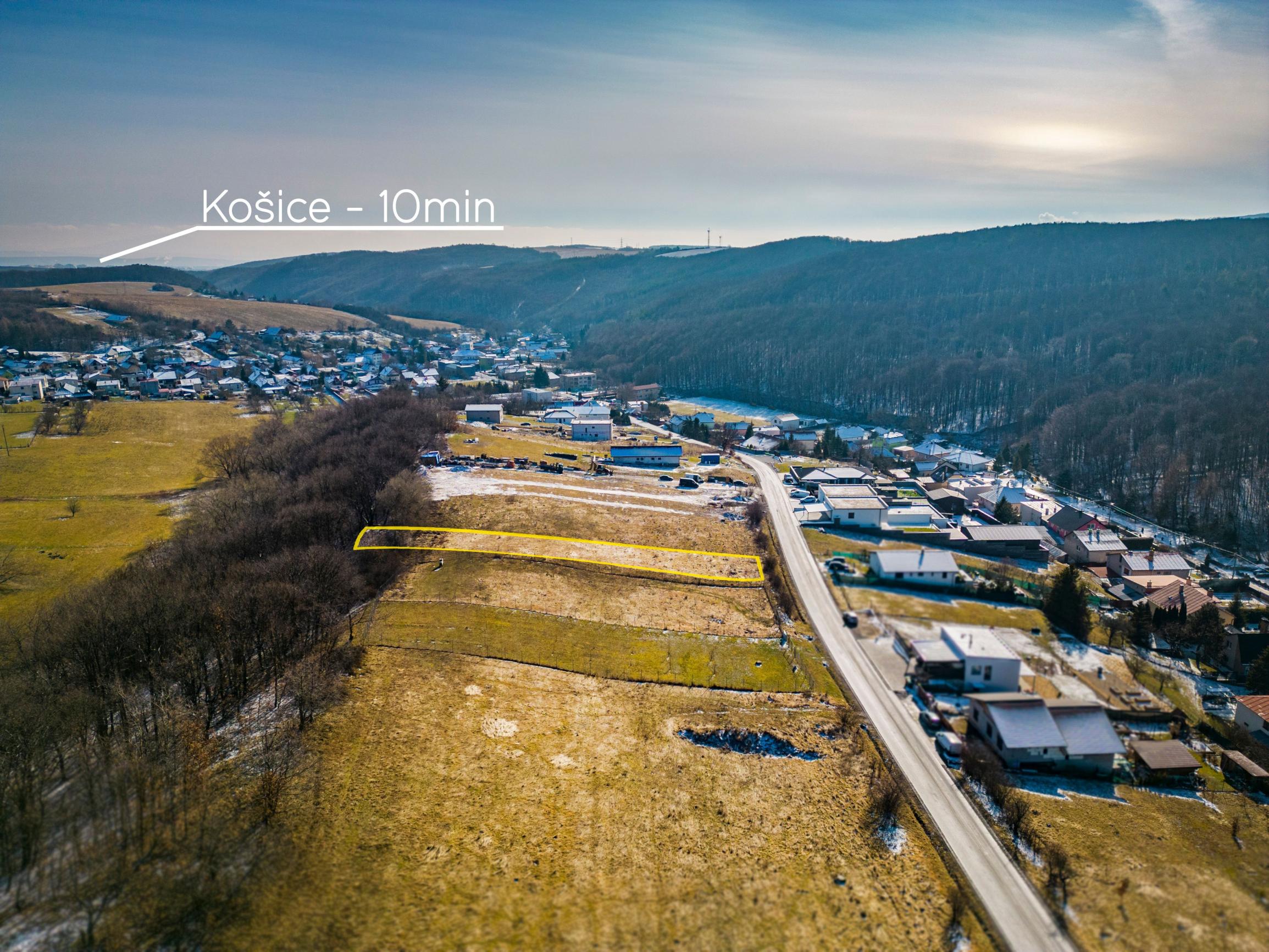 Stavebný pozemok len 10 min od mesta Košice. Nižný Klátov - fotografia 3