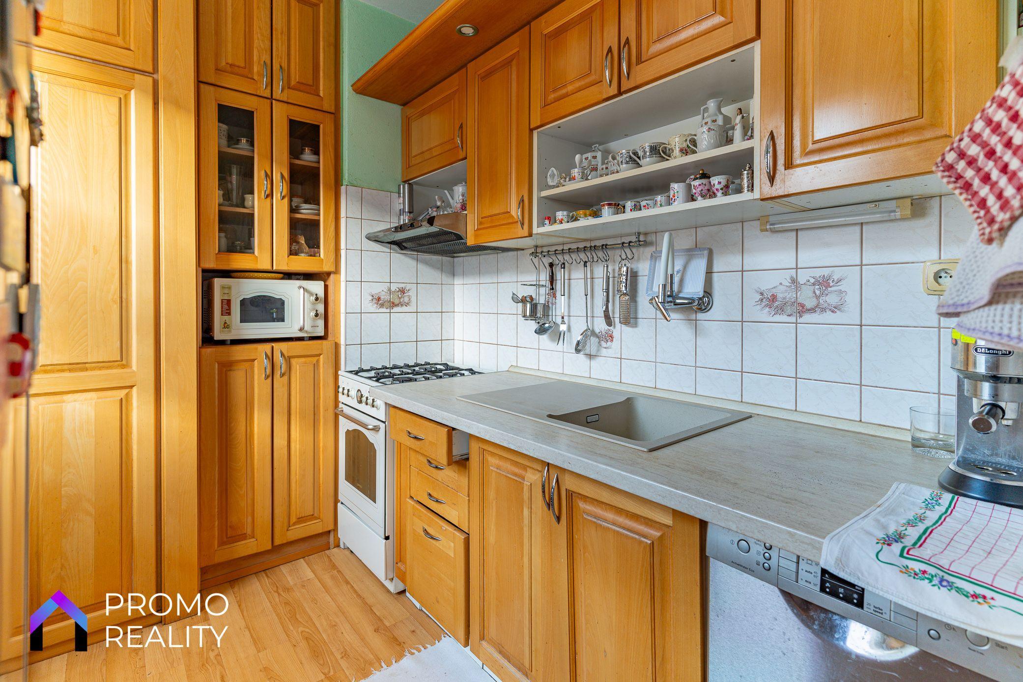PRIESTRANNÝ 4 IZBOVÝ BYT S BALKÓNOM, TOMAŠÍKOVÁ, 85 m² - fotografia 9