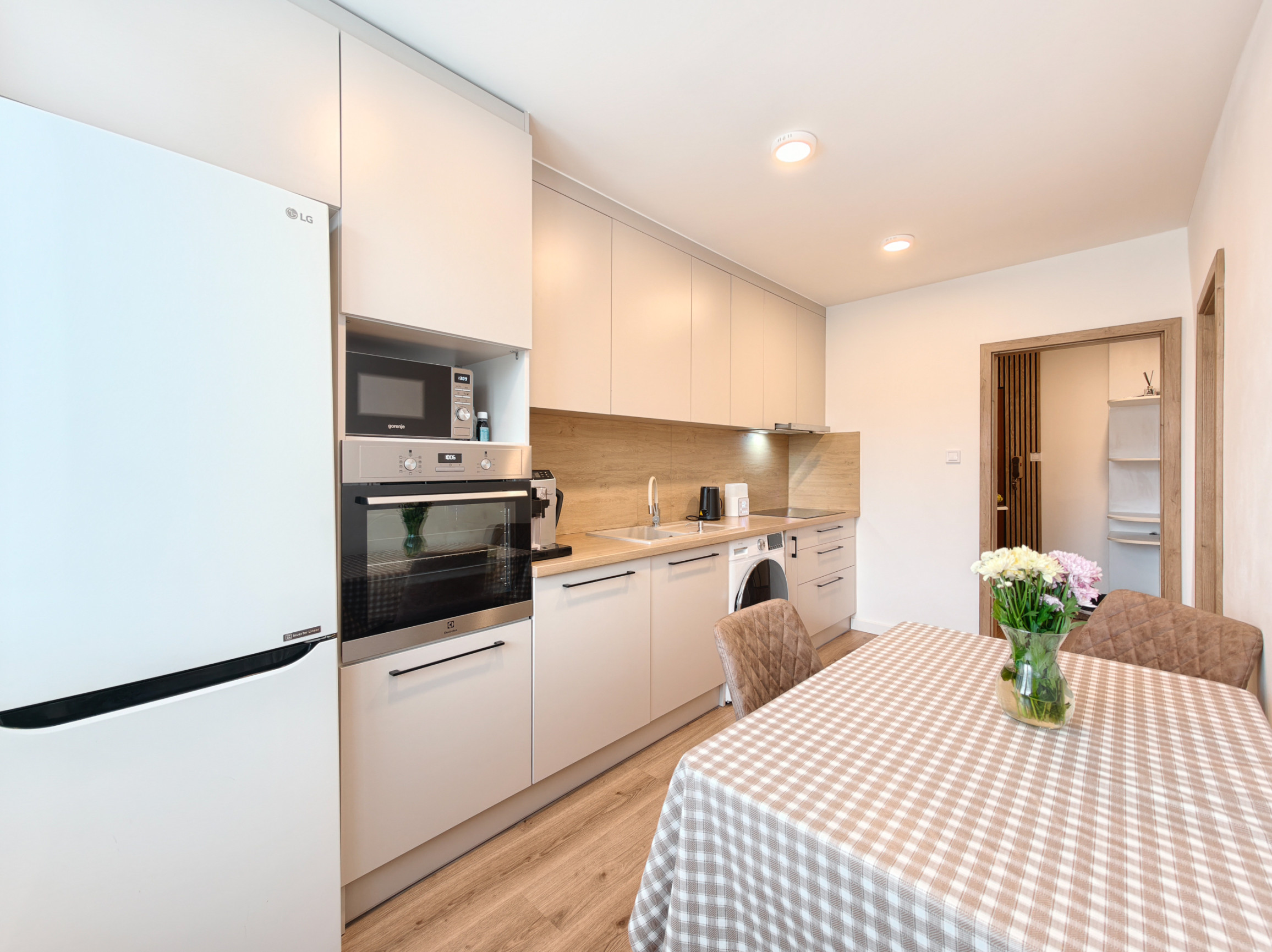 2-izbový byt 65 m² Kompletne zariadený Zimná ulica, Staré Mesto Košice - fotografia 14