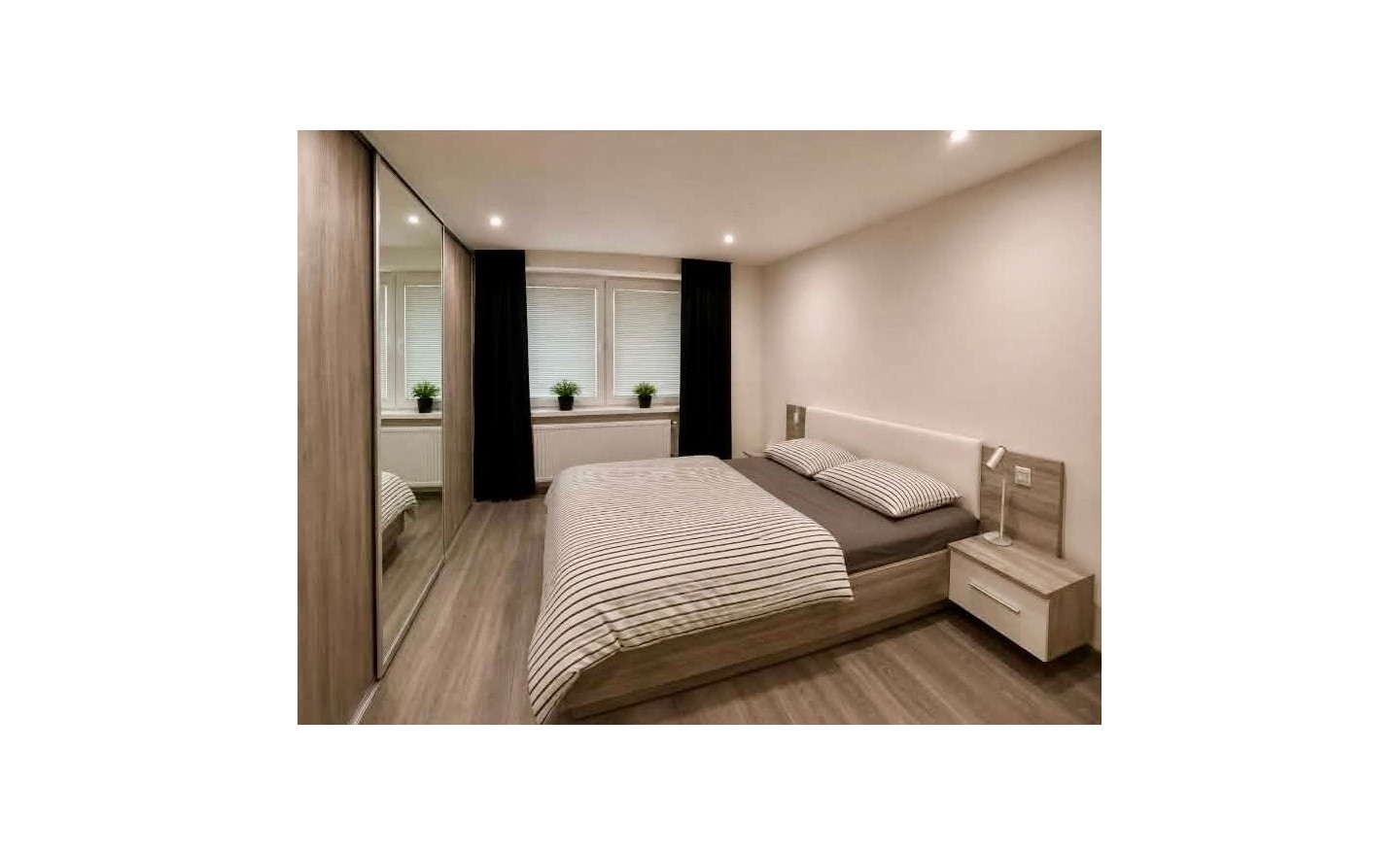 Rezervované  2-izbový byt 56,5 m² Kompletná rekonštrukcia - fotografia 4