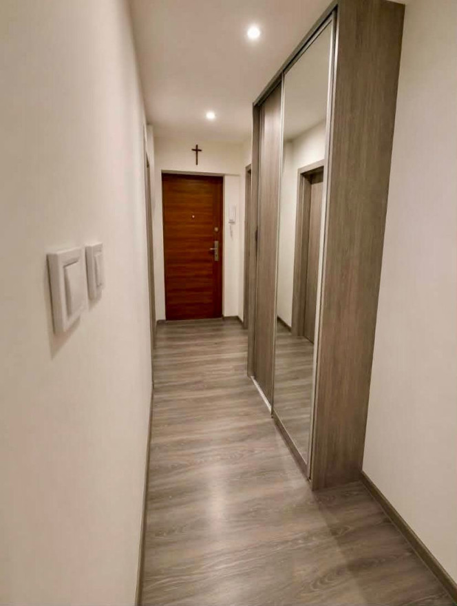Rezervované  2-izbový byt 56,5 m² Kompletná rekonštrukcia - fotografia 5
