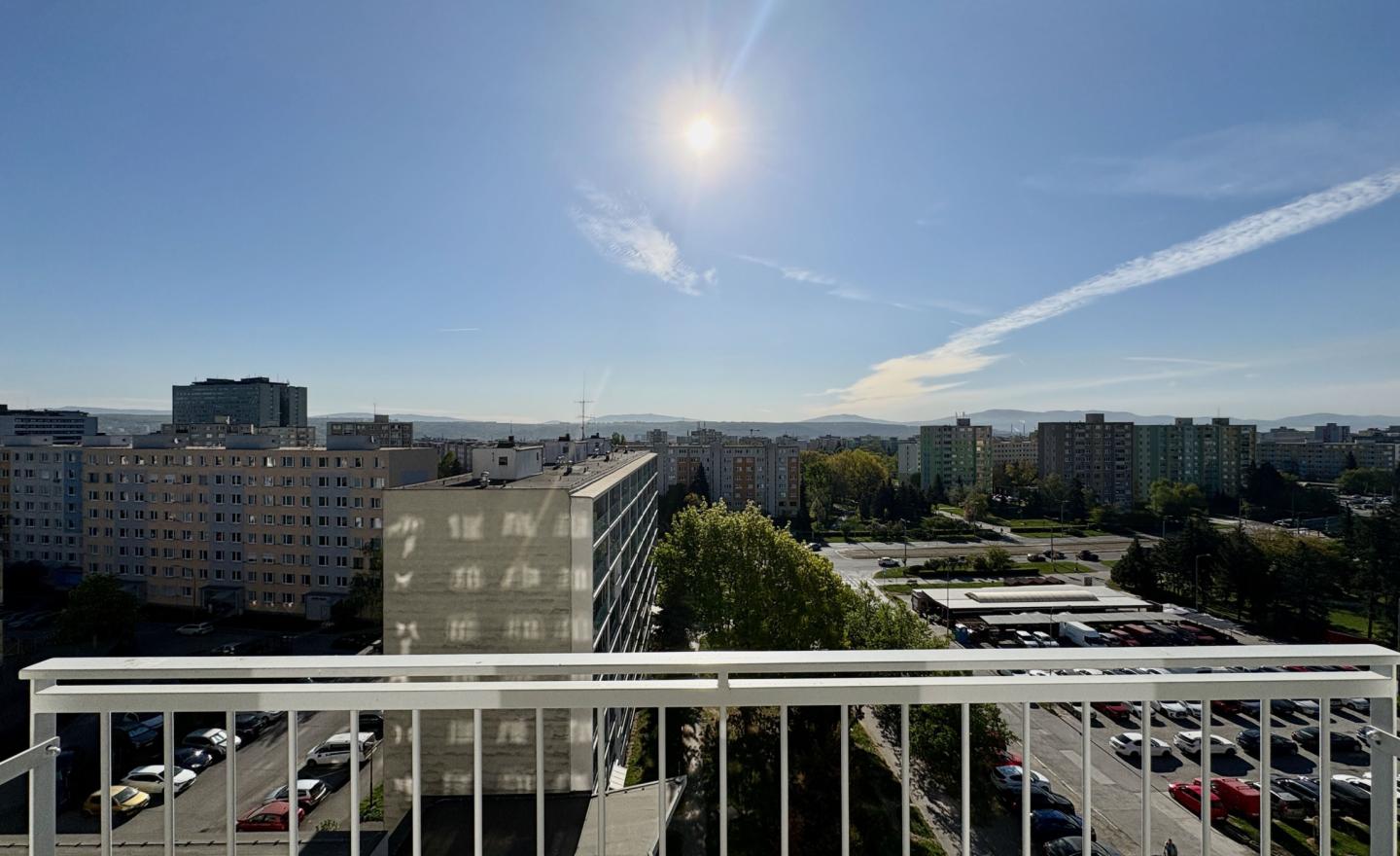 NA PRENÁJOM Novozariadený 1 izbový byt kysucká ulica Kosmalt Košice - fotografia 7