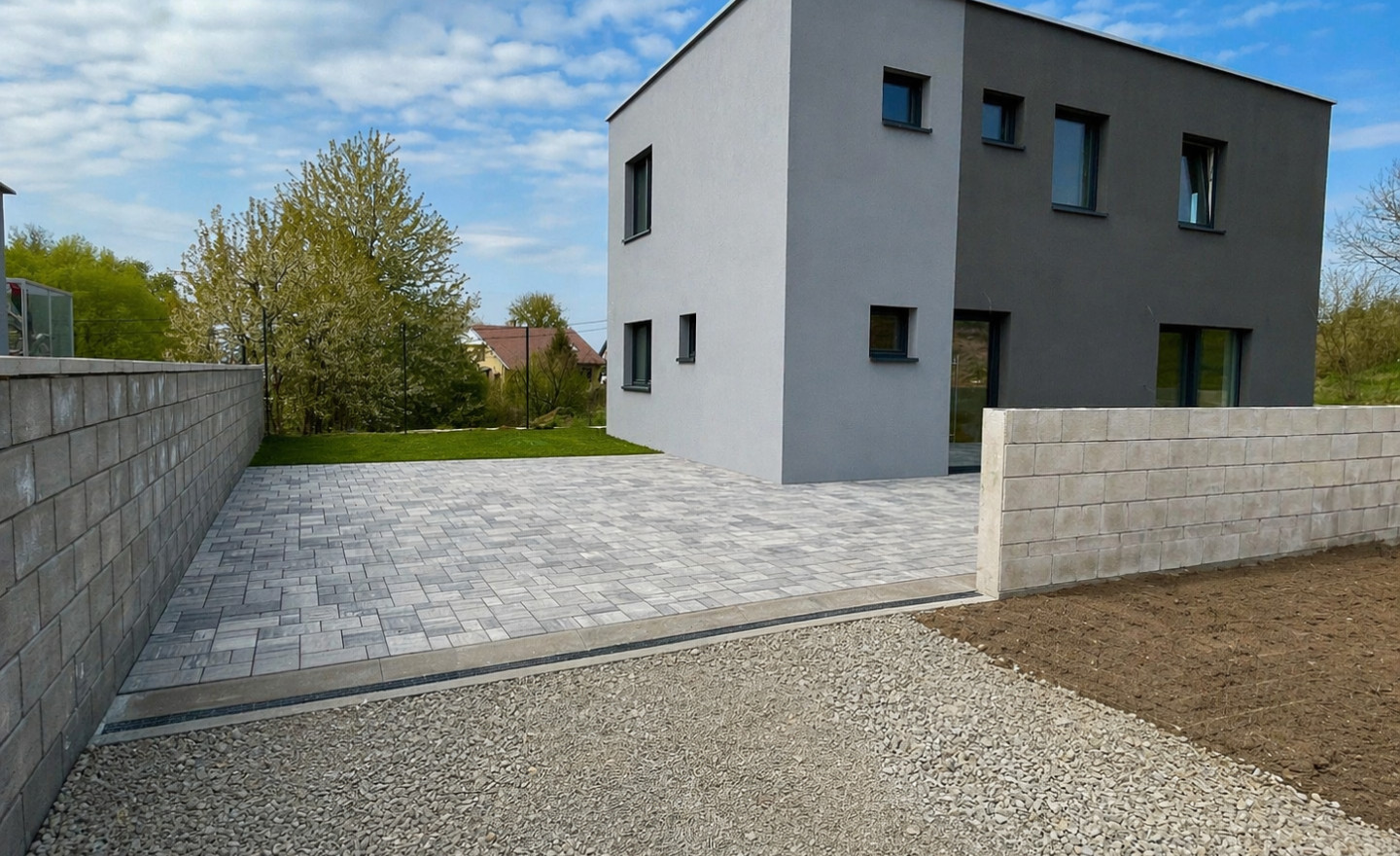MODERNÁ 4IZBOVÁ NOVOSTAVBA DOKONČENÁ DO ŠTANDARDU - Ždaňa - fotografia 11