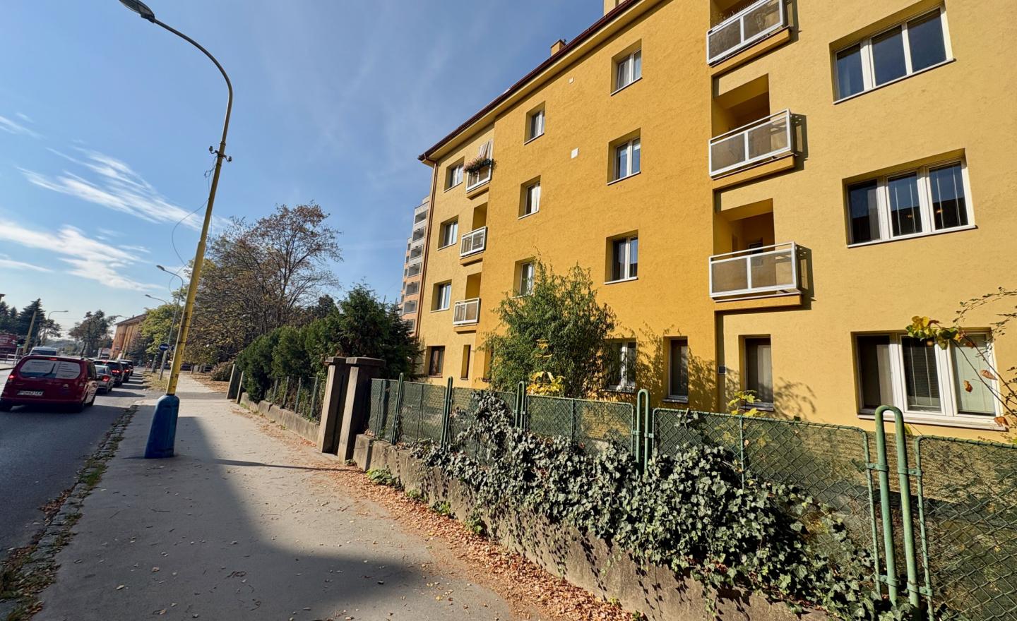 3-IZBOVÝ BYT 90m2+LODŽIA BALKÓN PARKOVANIE  PREŠOV - fotografia 13