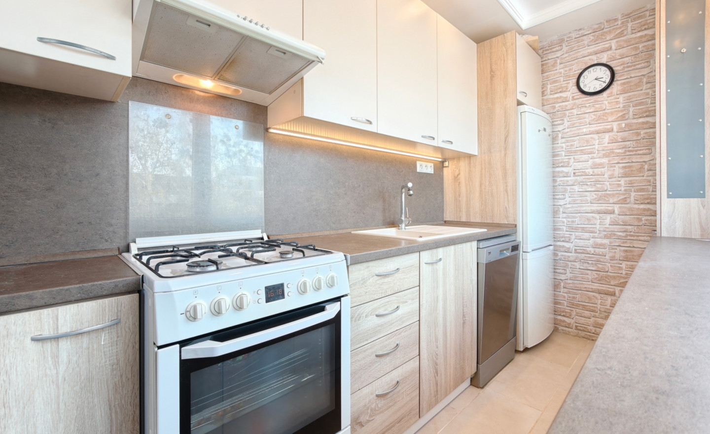 4-izbový byt 82 m² + lodžia  | Košice – Terasa, Sokolovská - fotografia 1