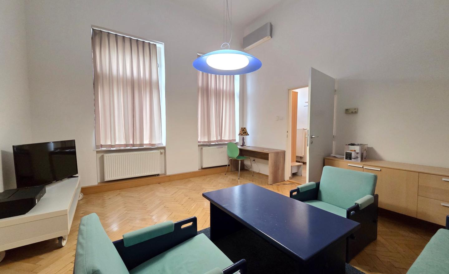 PRENÁJOM ELEGANTNÉHO 2-IZBOVÉHO BYTU V CENTRE MESTA Moyzesova ulica, Košice - Staré mesto - fotografia 3