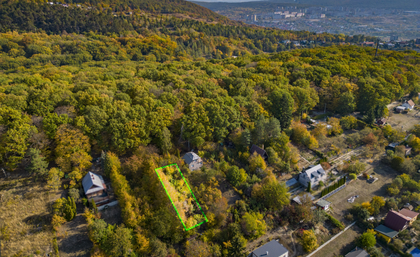 Záhrada 711 m² priamo pod lesom, Košice-Sever - fotografia 3