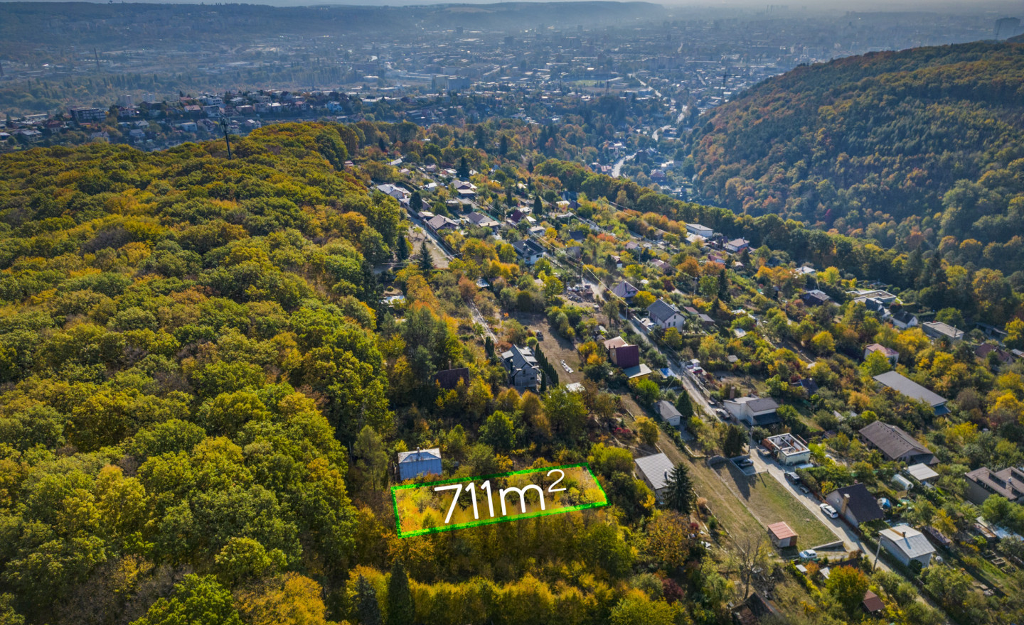 Záhrada 711 m² priamo pod lesom, Košice-Sever - fotografia 1