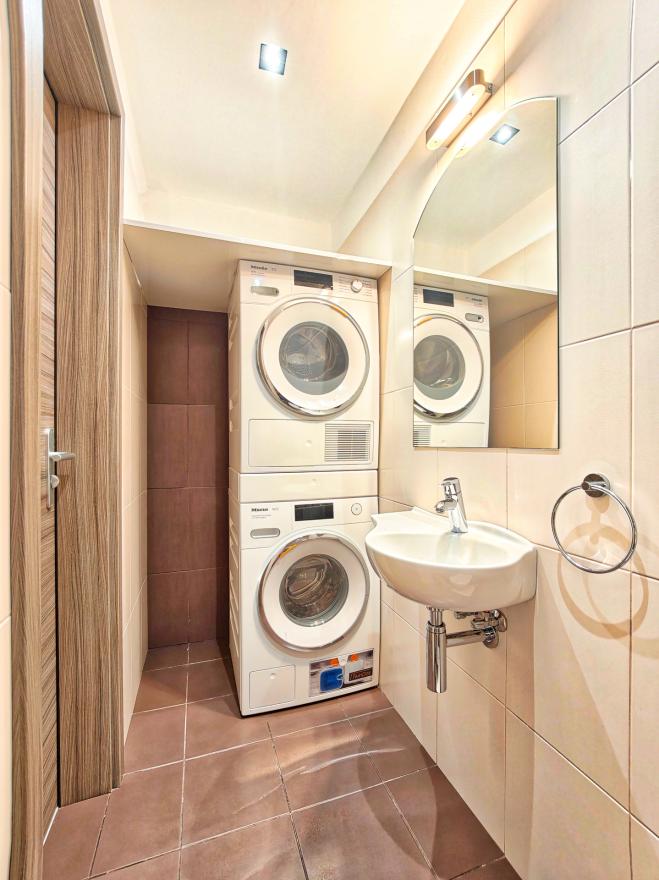 CASSOVAR RESIDENCE 134 m² mestského luxusu s dvoma terasami - fotografia 18