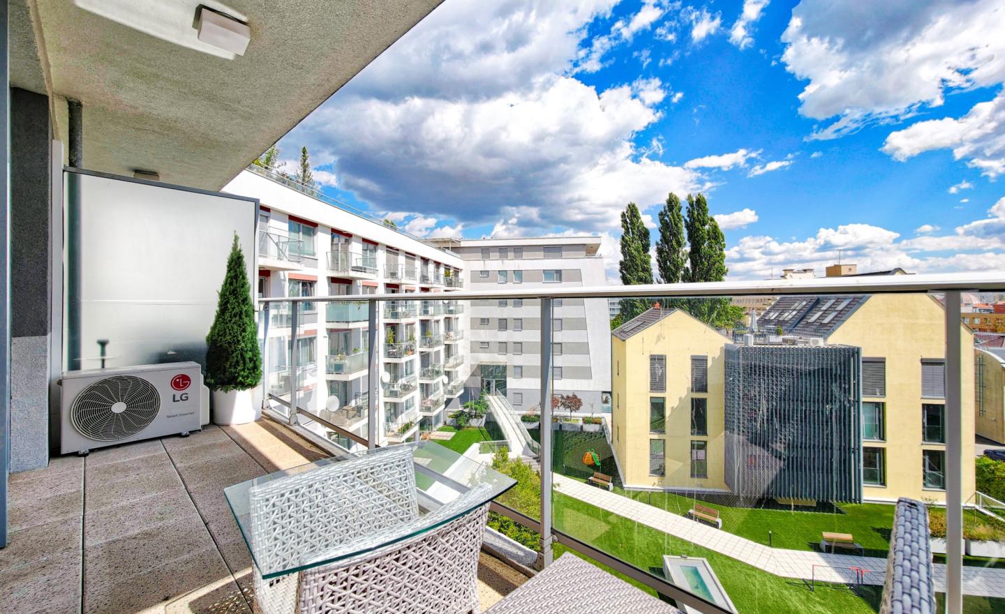 CASSOVAR RESIDENCE 134 m² mestského luxusu s dvoma terasami - fotografia 19