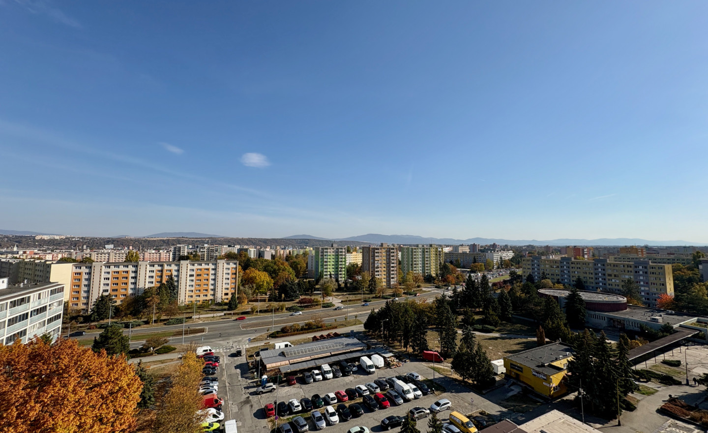 🏡 MODERNÝ 1-IZBOVÝ BYT S LODŽIOU | KOSMALT, KOŠICE – TERASA - fotografia 10