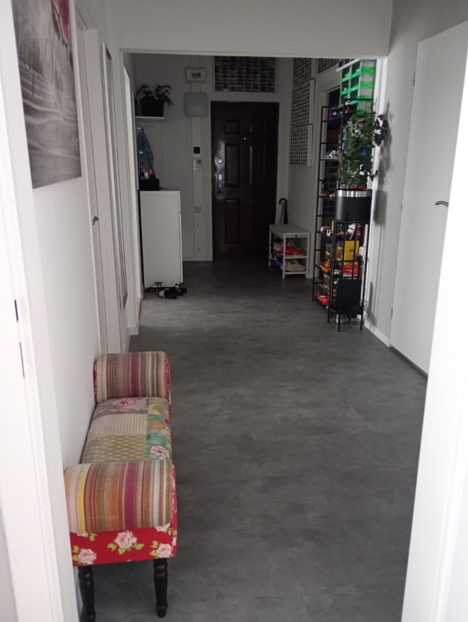 Priestranný 3,5-izbový byt so šatníkom a balkónom - fotografia 8