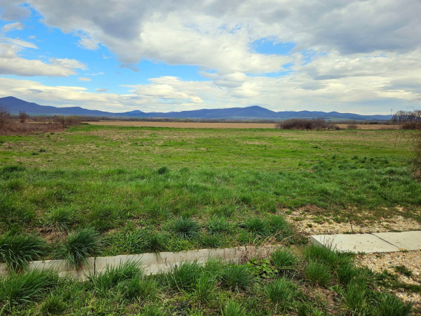 Stavebný pozemok 1045m² a 1060m², Novajidrány, Maďarsko