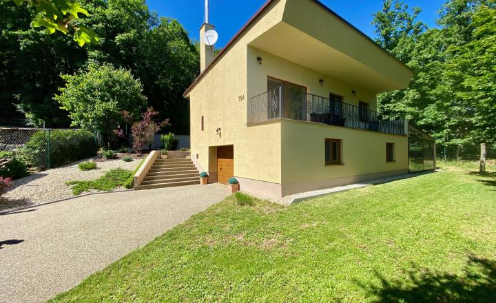 Celoročná chata, Zemplínska Šírava časť Kamenec, Michalovce - fotografia 1