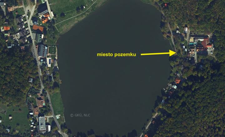 NOVÁ CHATA PRIAMO PRI VINIANSKOM JAZERE S VÝHĽADOM NA VODU - fotografia 8