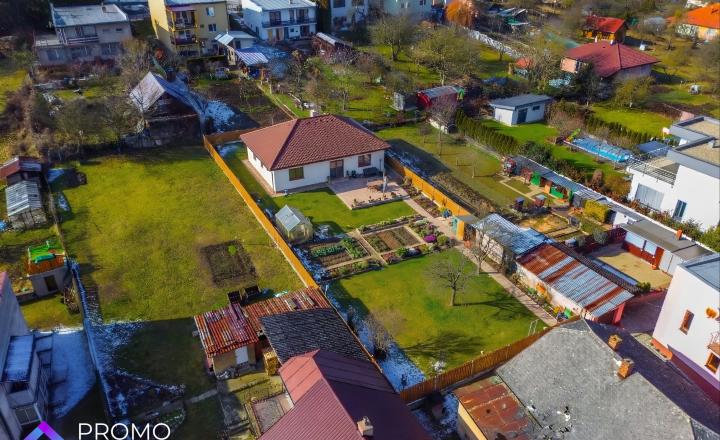 PREDAJ STAVEBNÉHO POZEMKU S RODINNÝM DOMOM K SURDOKU, PREŠOV  - fotografia 3