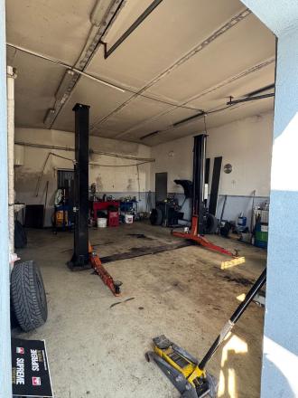 Autoservis na predaj – Vinné, Kompletné vybavenie - fotografia 4
