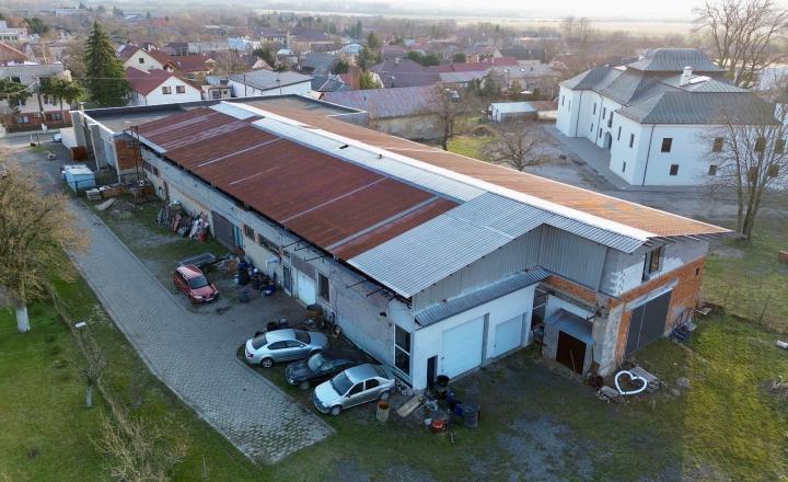 Autoservis na predaj – Vinné, Kompletné vybavenie - fotografia 11